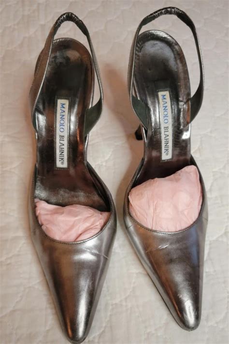 manolo blahnik shoes fake|manolo blahnik heels dupe.